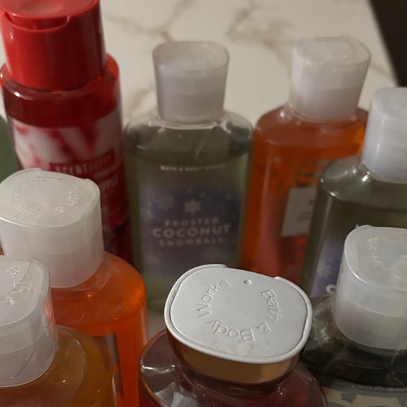 Bath & Body Works Shower Gel bundle + 1. - Picture 4 of 4
